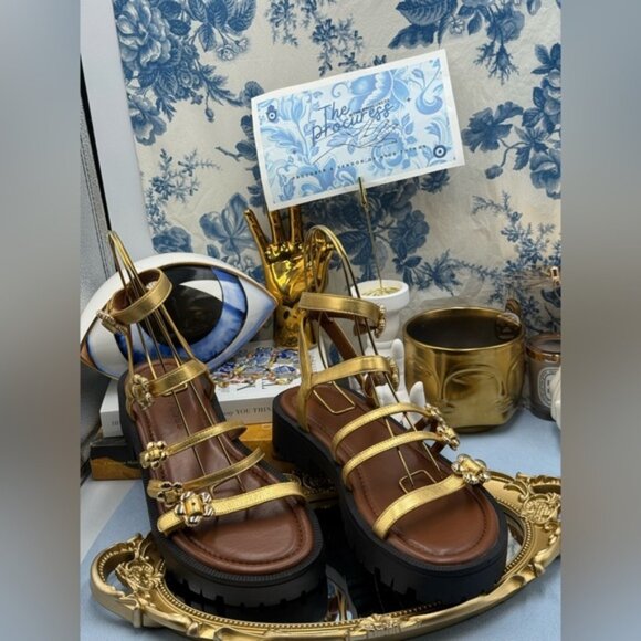 🆕 MARC JACOBS 🧿 NWOB The Daisy Gold Buckle Black Lug Sole Sandals, Sz 9M - Picture 3 of 16